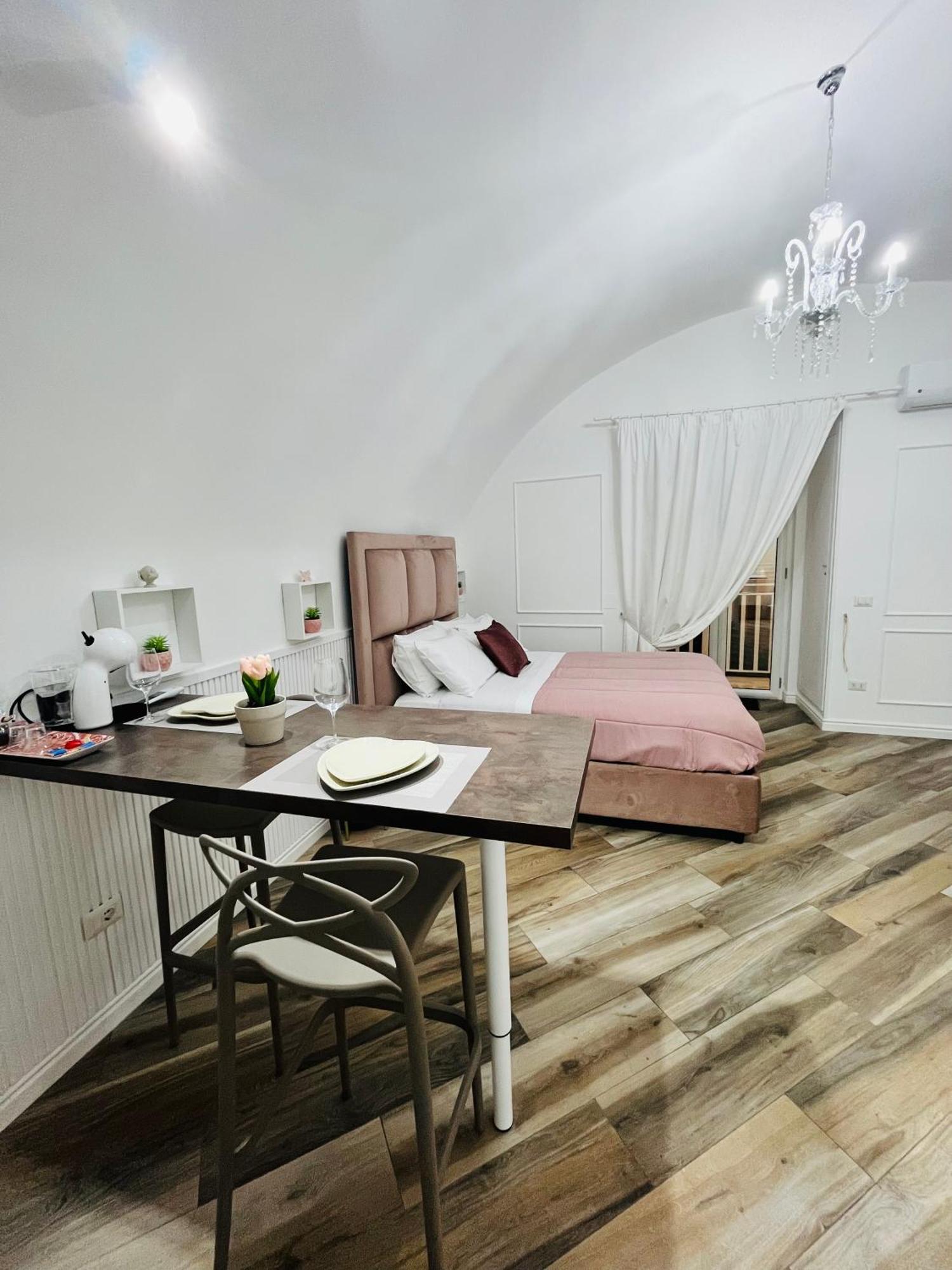 Donn'Anna Naples City Center Eksteriør bilde